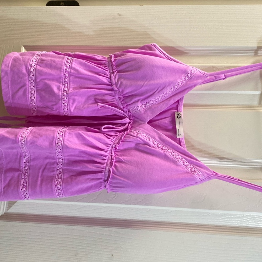 Pink tank top never worn